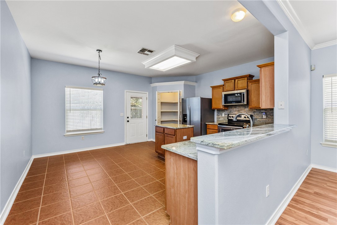 6522 Purplewing Dr Property Photo 13