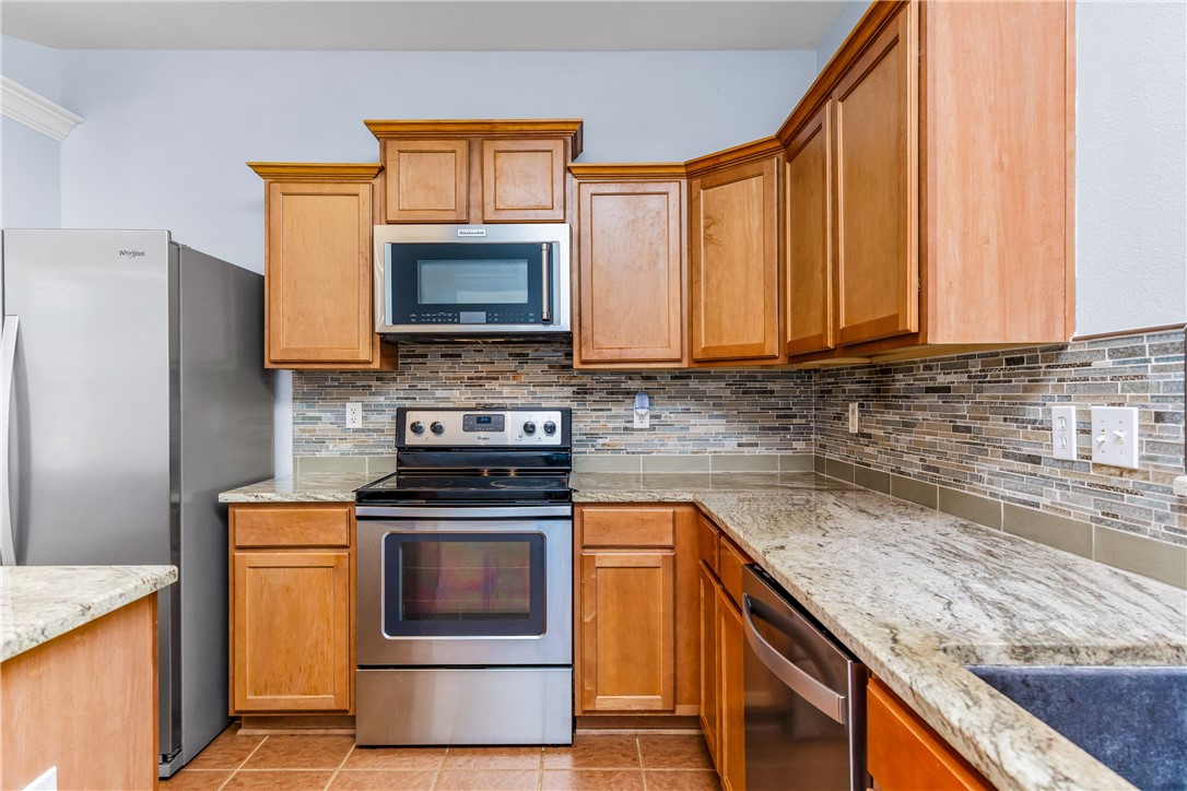 6522 Purplewing Dr Property Photo 16