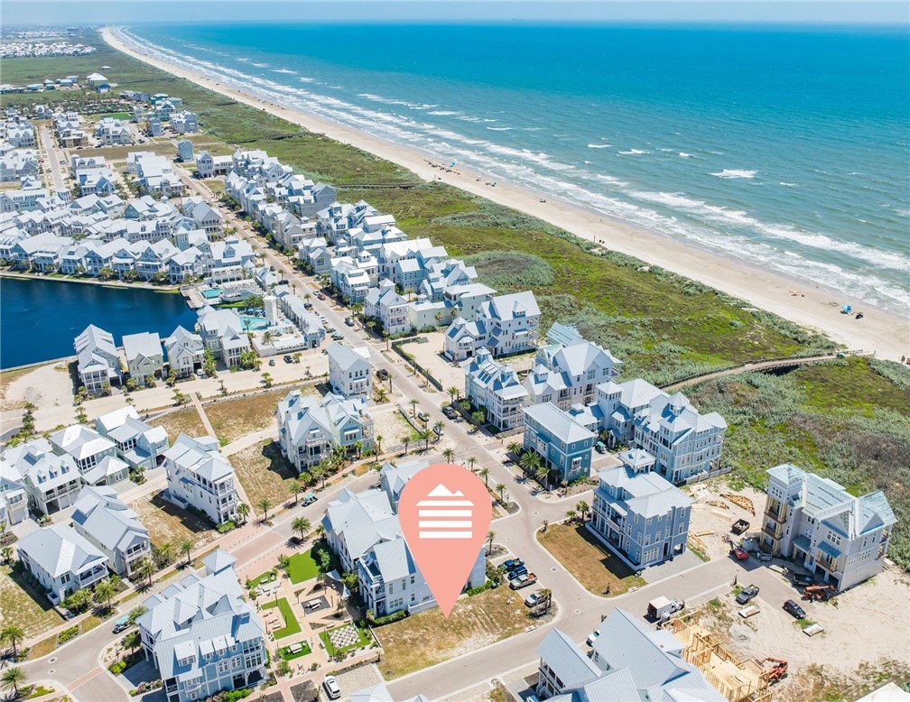 101 Coastline Dr Property Photo 1