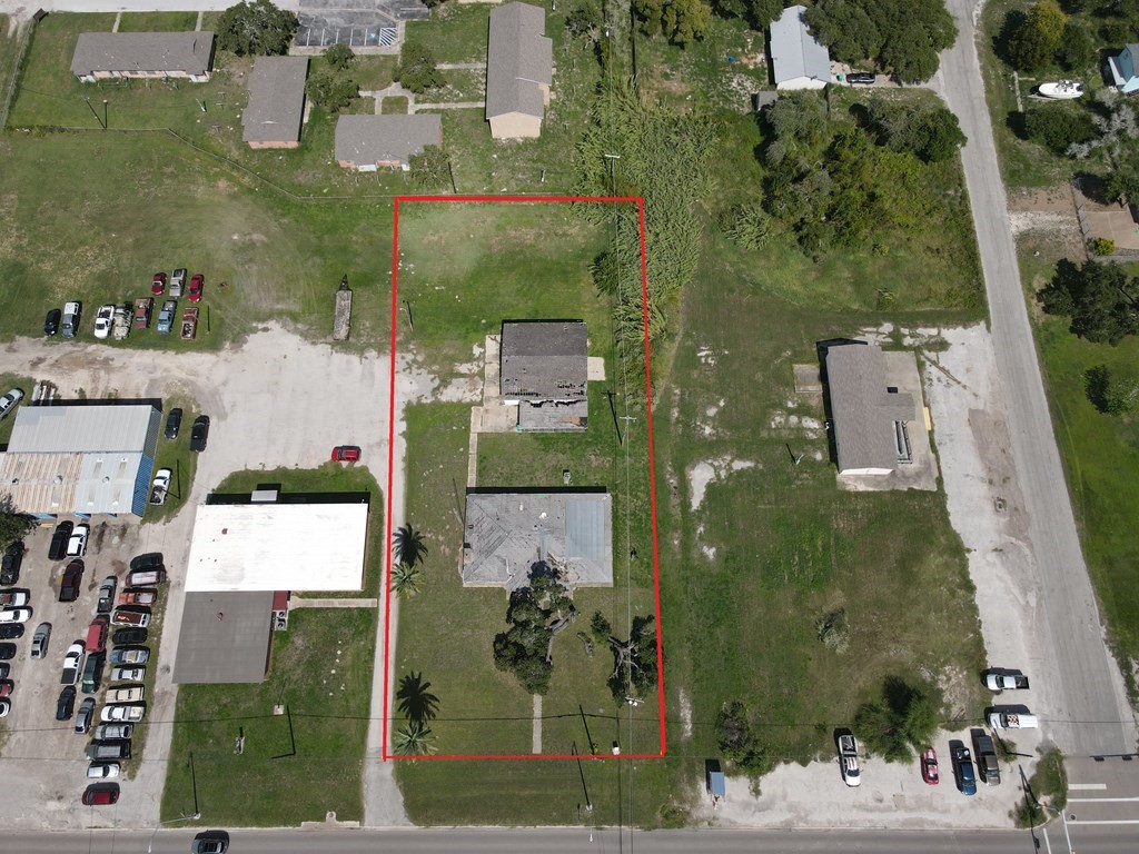 1234 W Wheeler Ave Property Photo 4