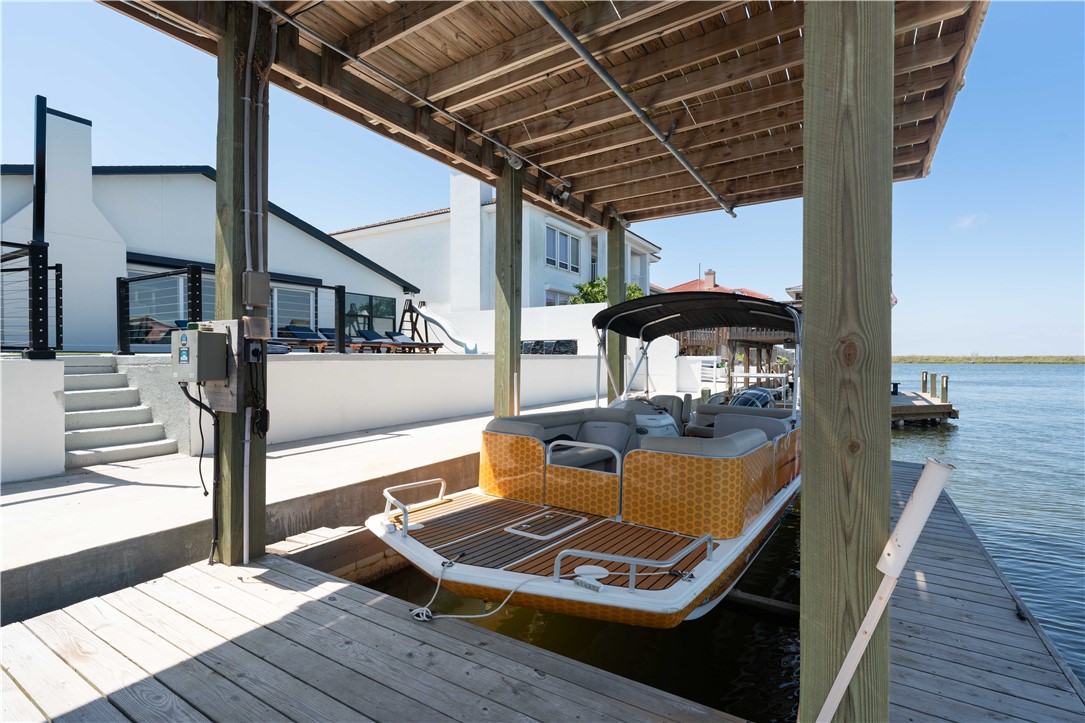 13730 Hawksnest Bay Dr Property Photo 42