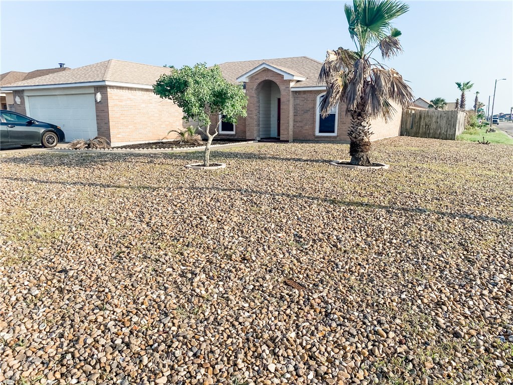 13901 Lighthouse Dr Property Photo 1
