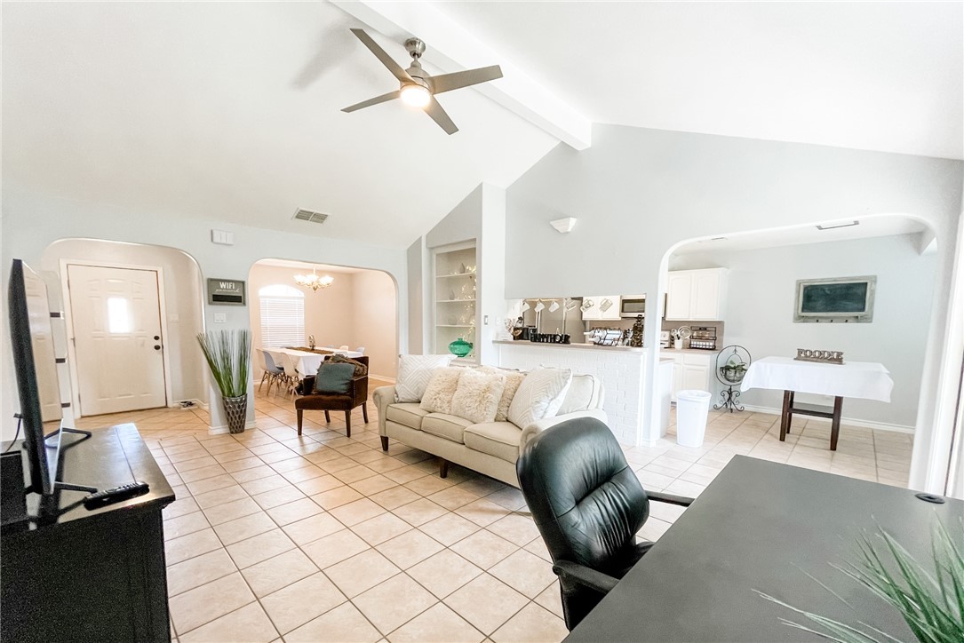13901 Lighthouse Dr Property Photo 11