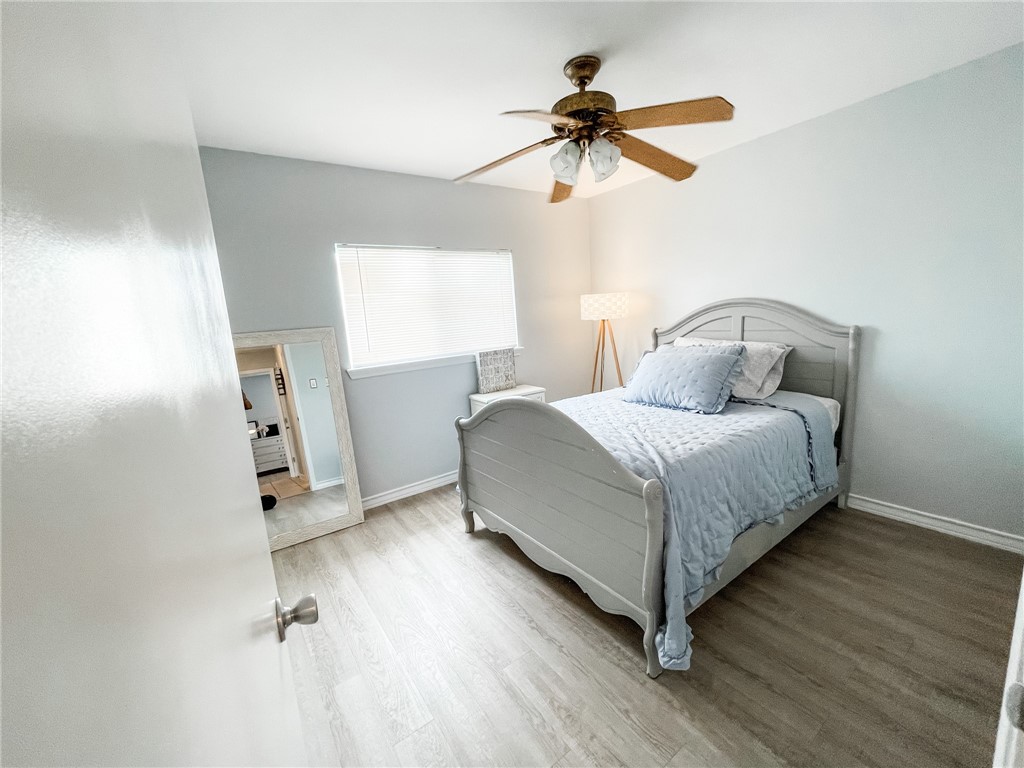 13901 Lighthouse Dr Property Photo 31