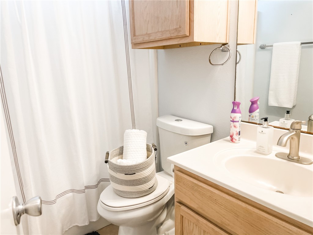 13901 Lighthouse Dr Property Photo 32
