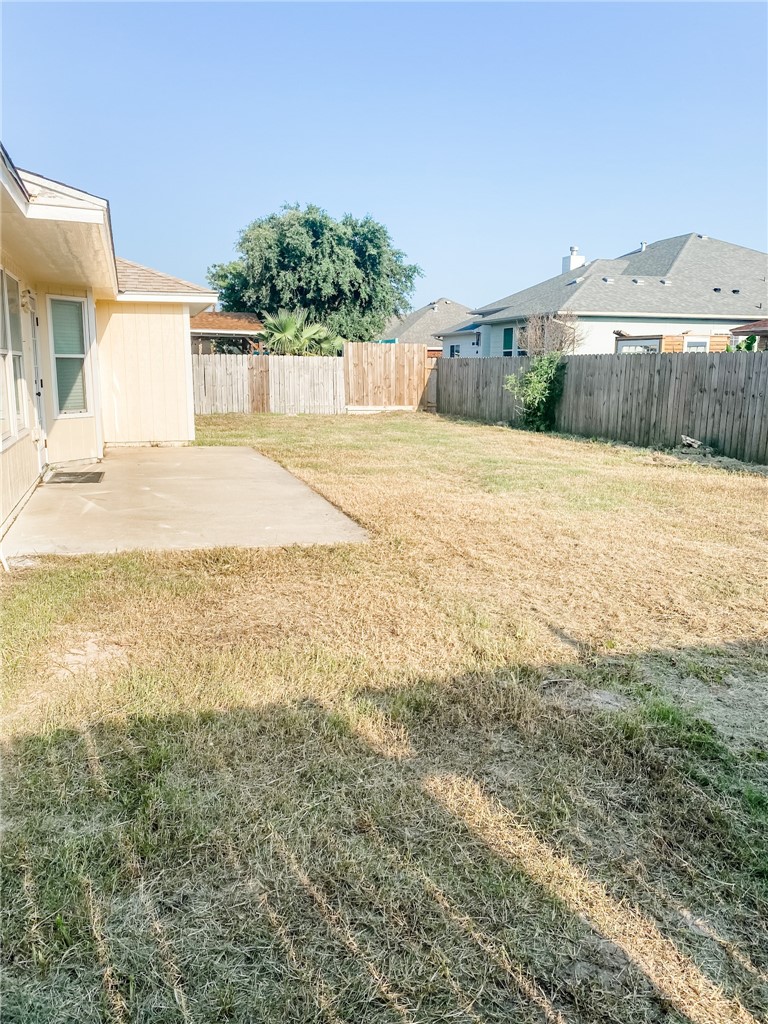 13901 Lighthouse Dr Property Photo 37