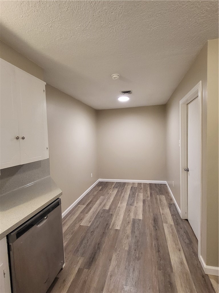 4522 Coventry Property Photo 10