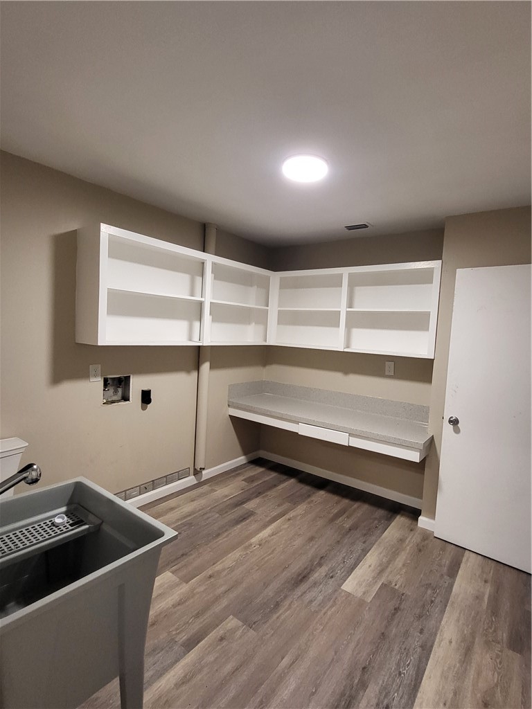 4522 Coventry Property Photo 11