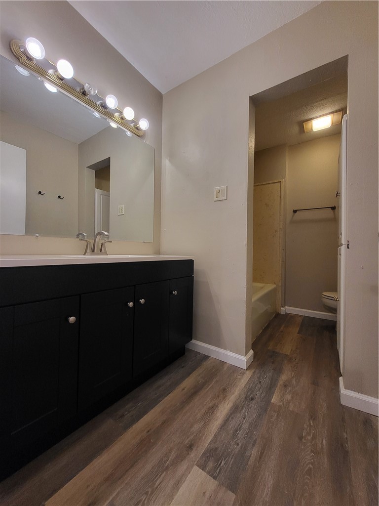 4522 Coventry Property Photo 16