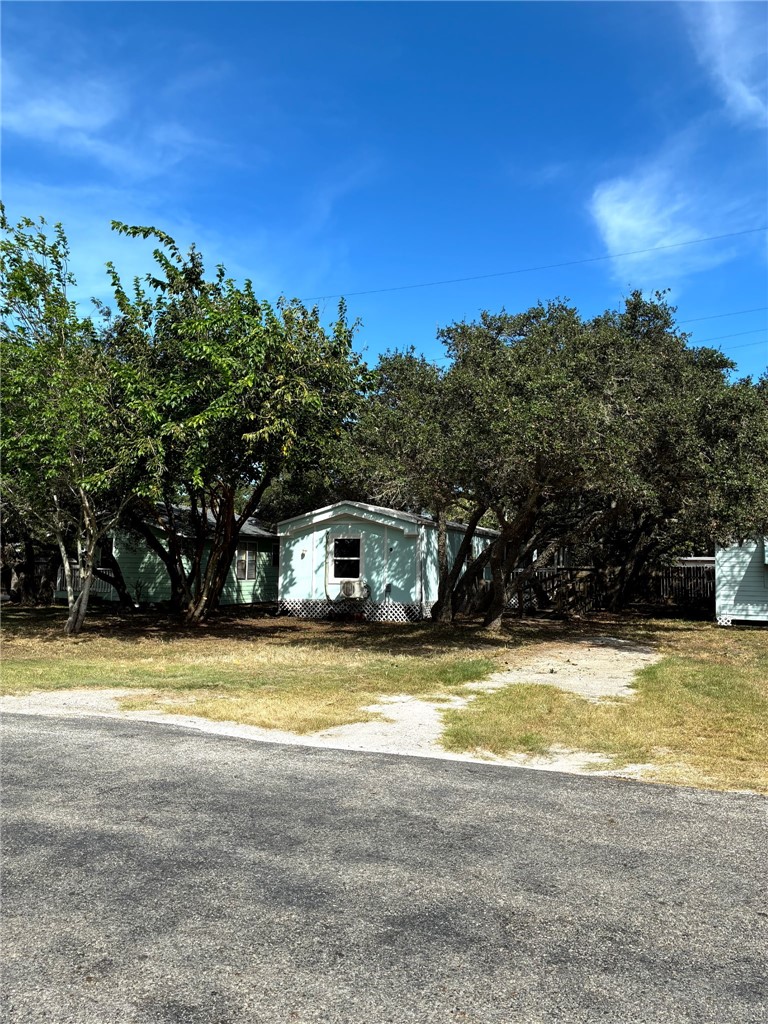 112 S Kossuth St Property Photo 1