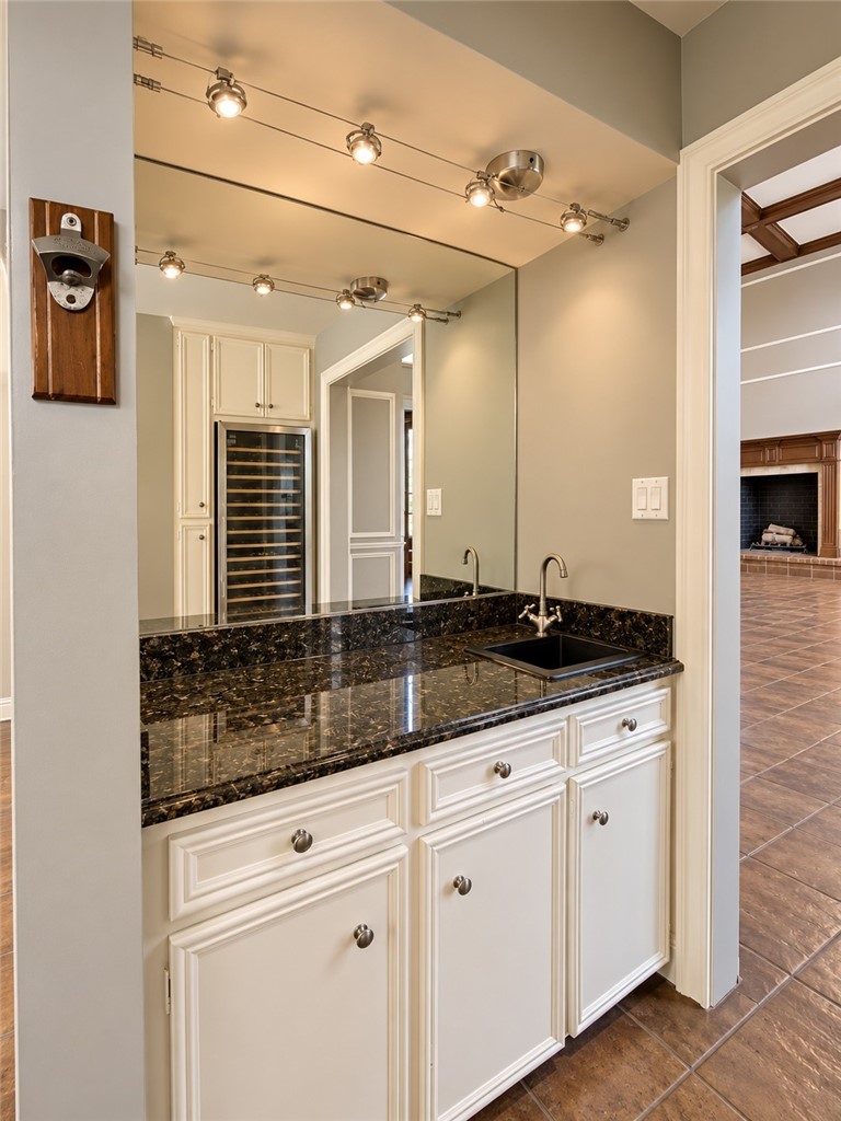 4910 Wooldridge Property Photo 11