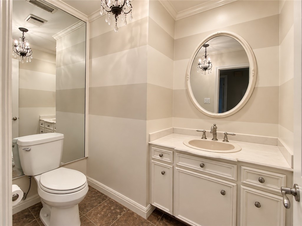 4910 Wooldridge Property Photo 17
