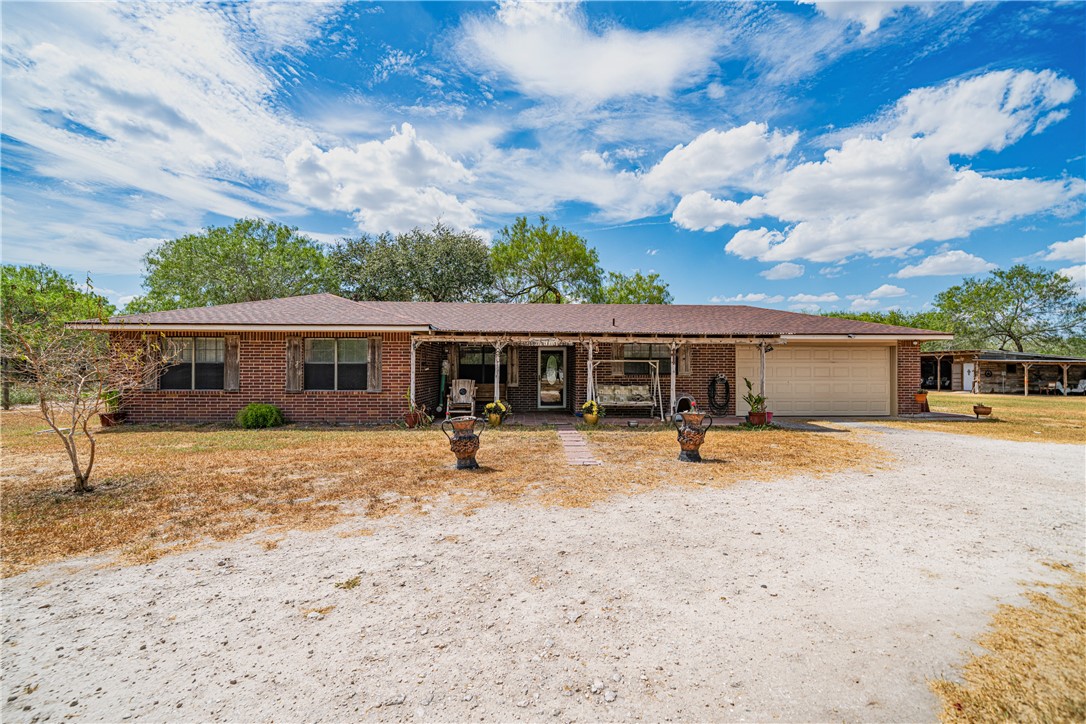 265 N County Road 1044 Property Photo 1