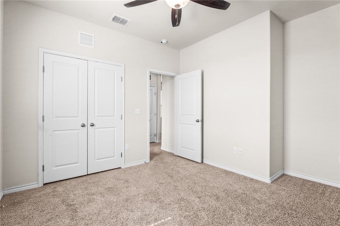 8142 Luz De Luna St Property Photo 32