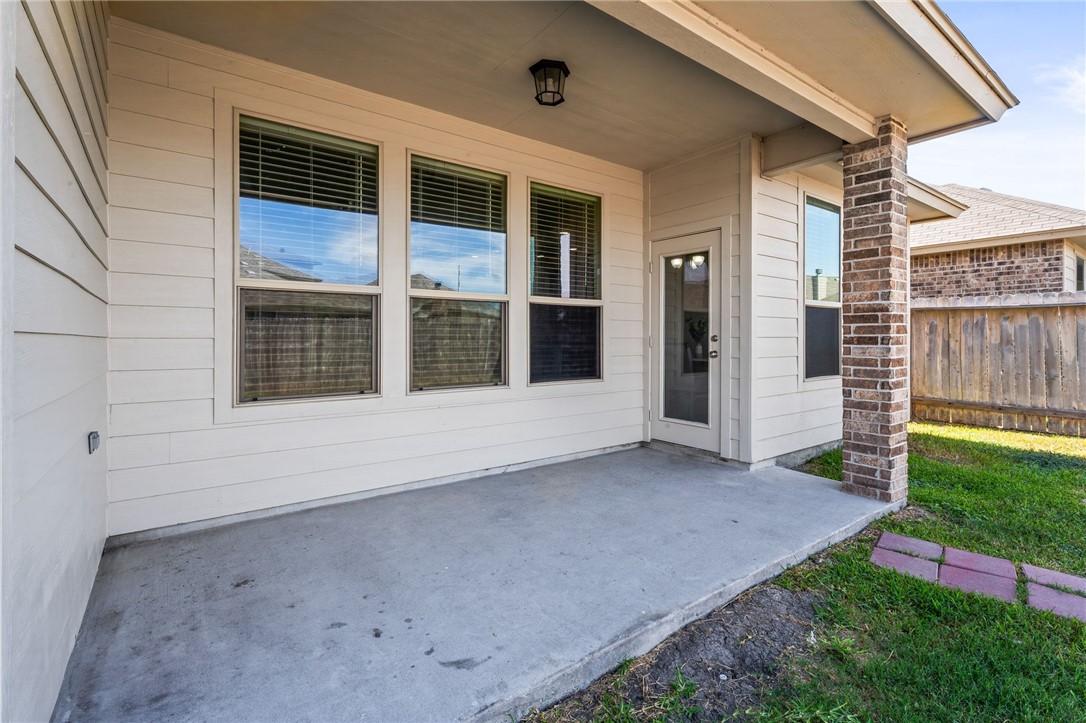 8142 Luz De Luna St Property Photo 35