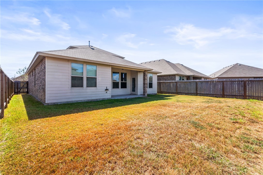 8142 Luz De Luna St Property Photo 36