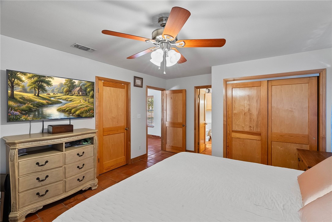 555 Silver Creek Property Photo 21