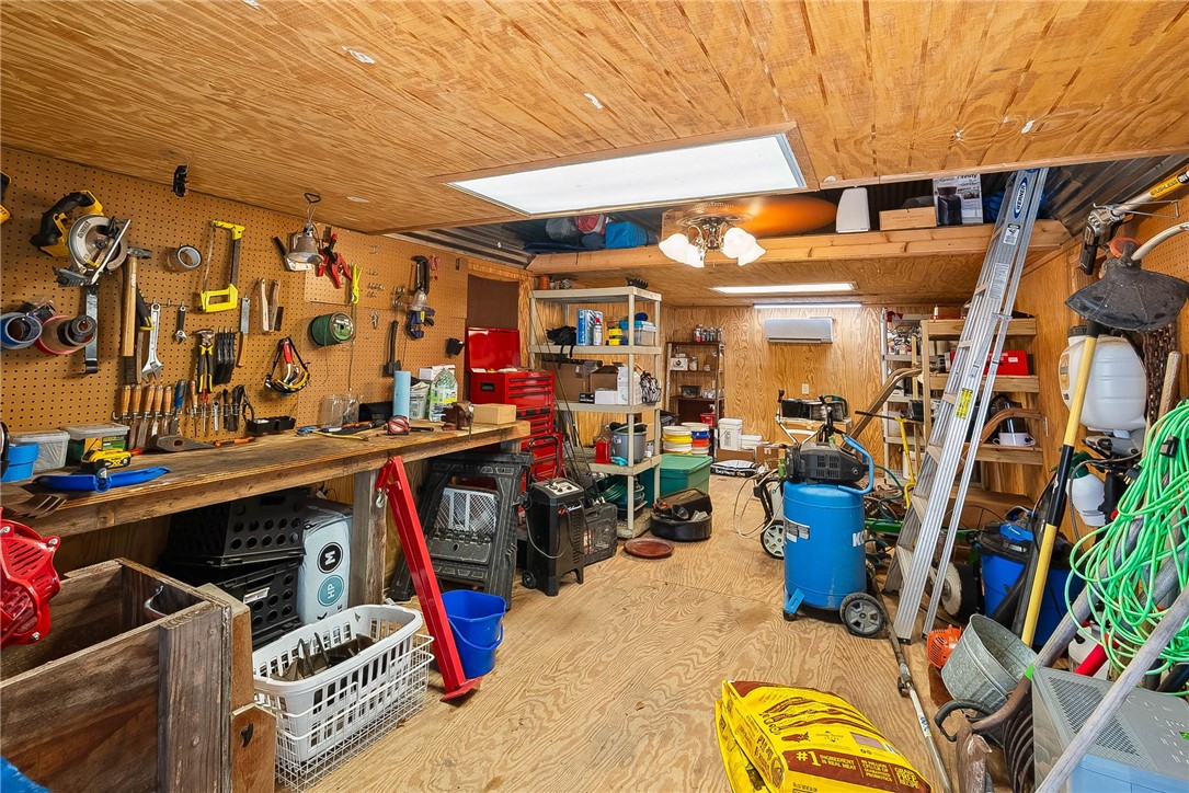 555 Silver Creek Property Photo 31