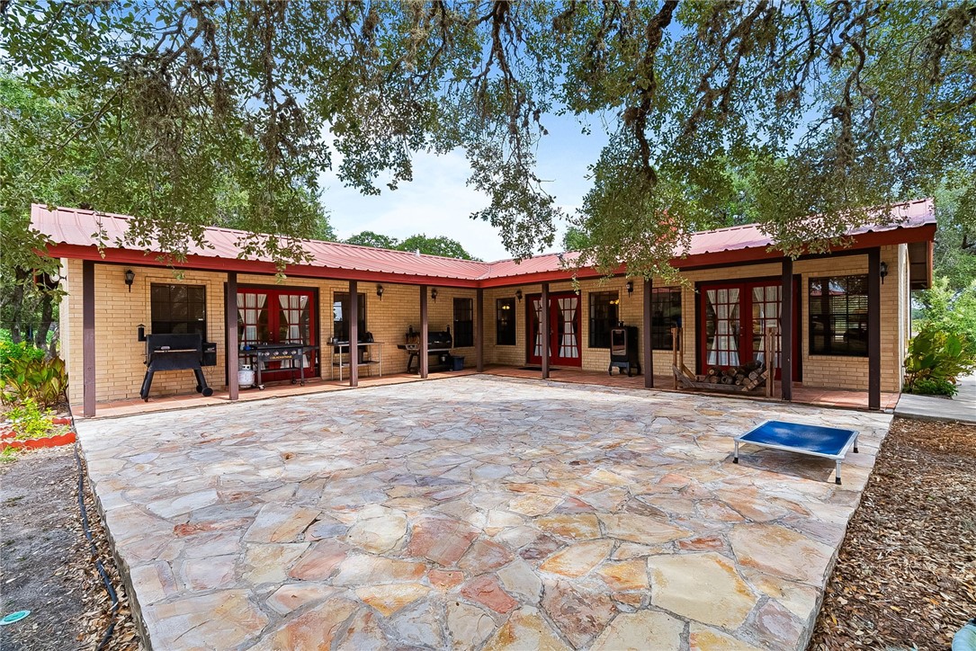 555 Silver Creek Property Photo 32