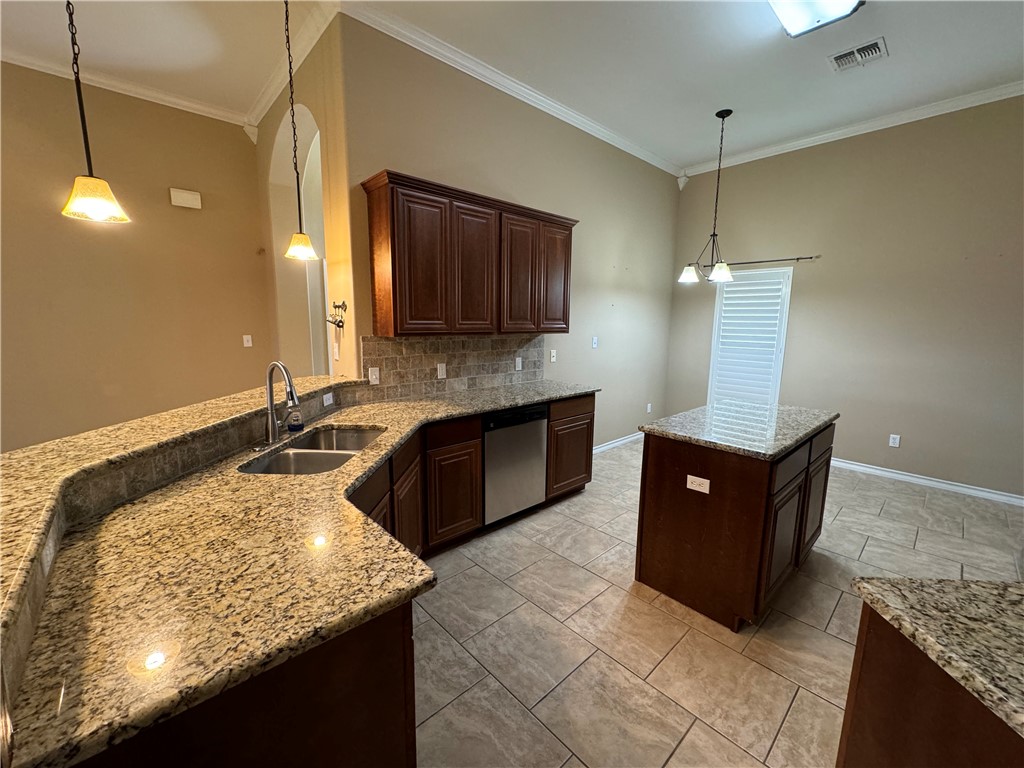 8213 Azimuth Ct Property Photo 3
