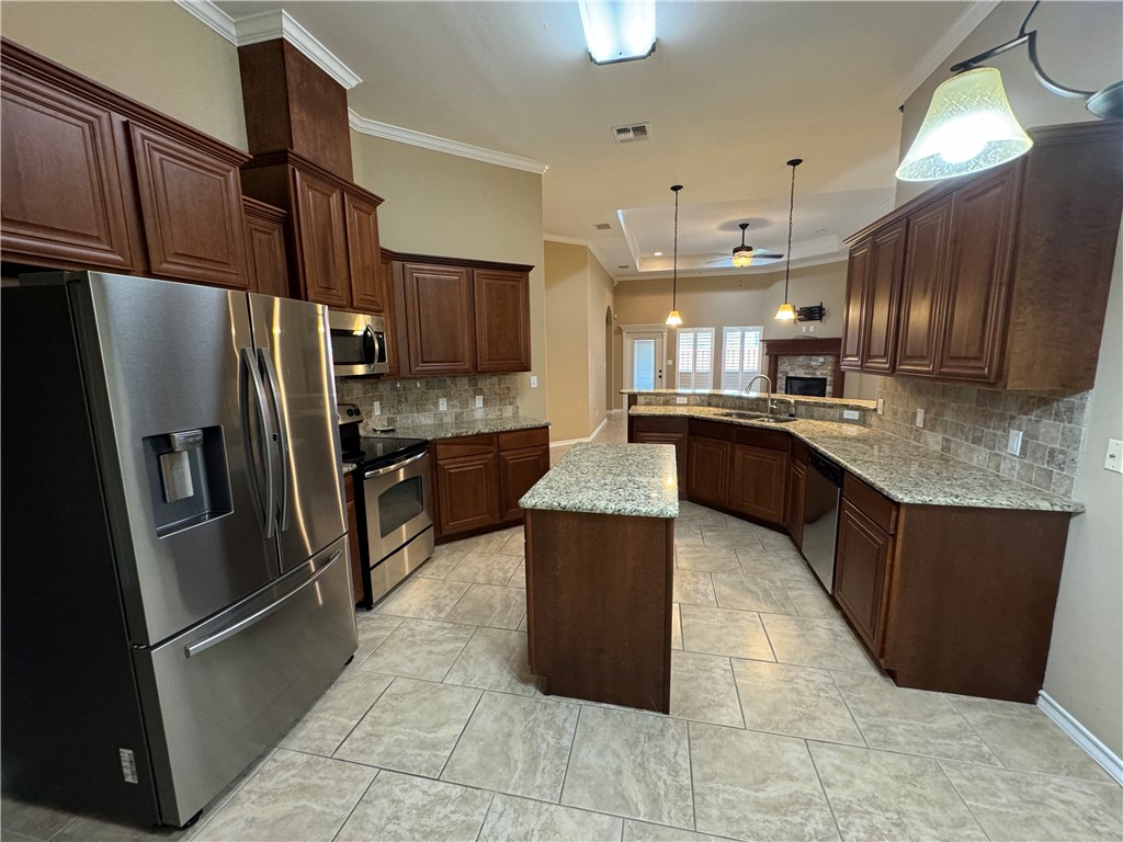 8213 Azimuth Ct Property Photo 5