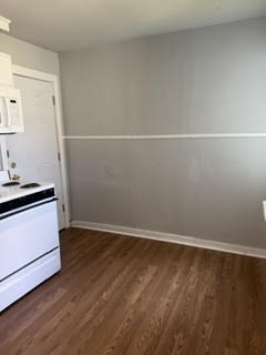319 S Nueces St Property Photo 3