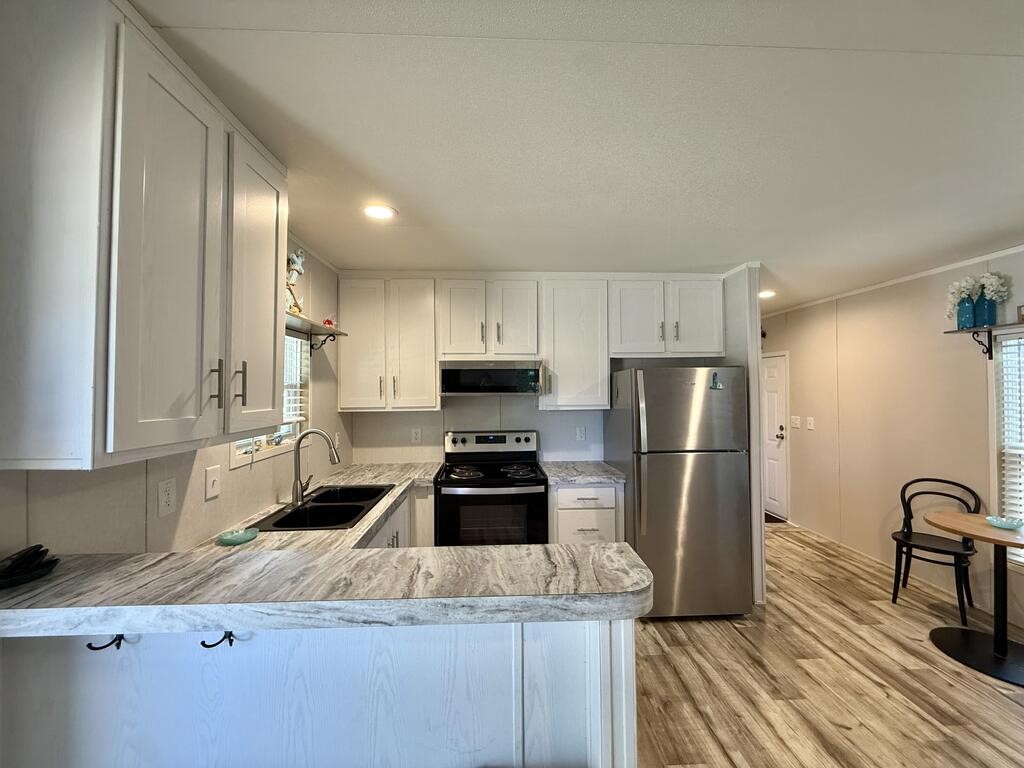 137 Lantana Dr Property Photo 4