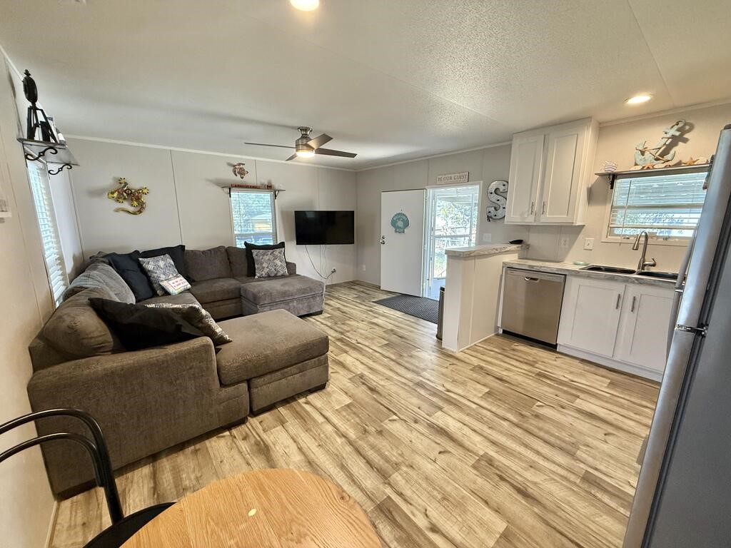 137 Lantana Dr Property Photo 6