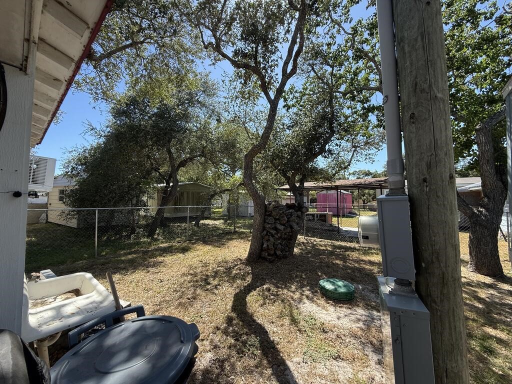 137 Lantana Dr Property Photo 17