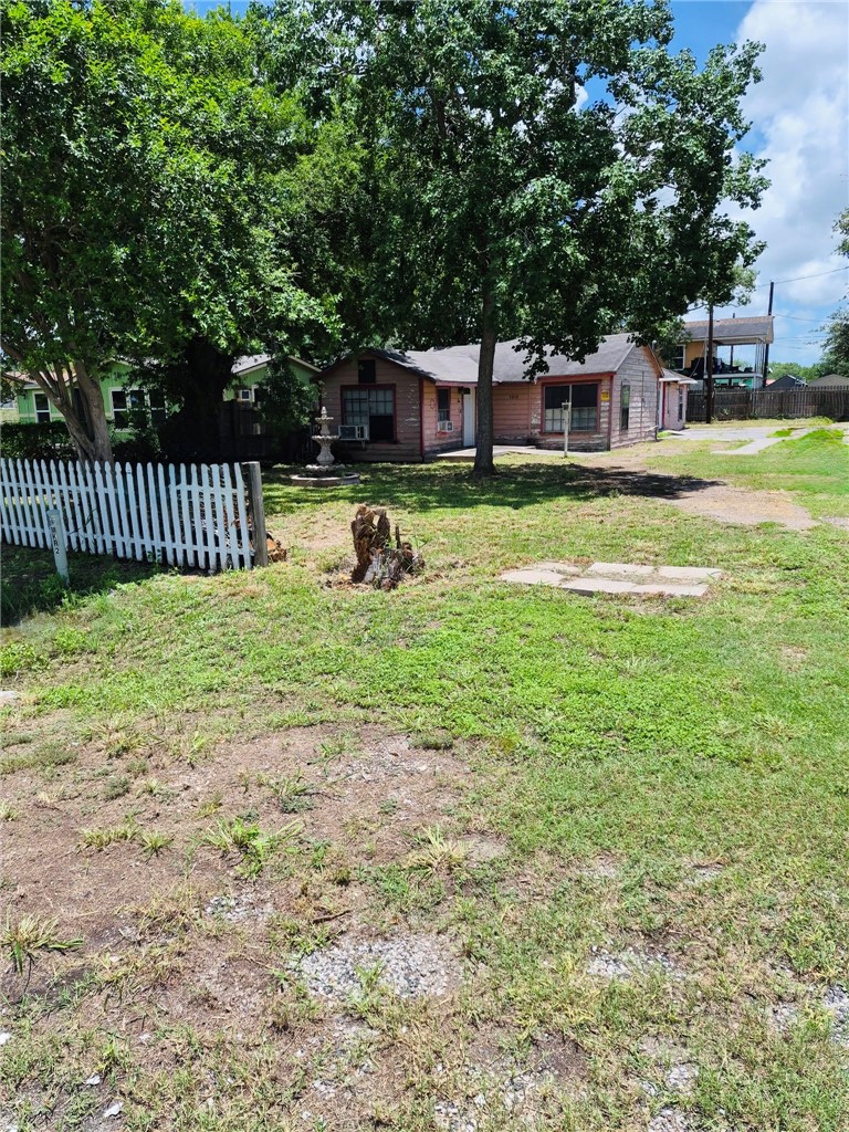 3010 Fm 763 Property Photo 1