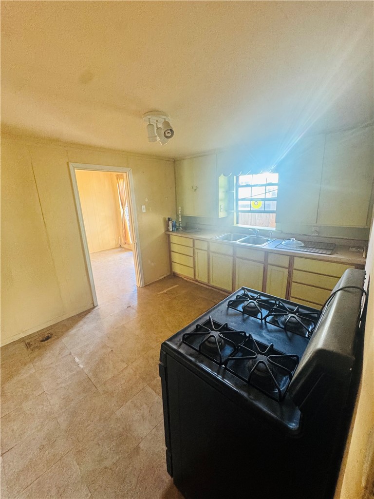 3010 Fm 763 Property Photo 11