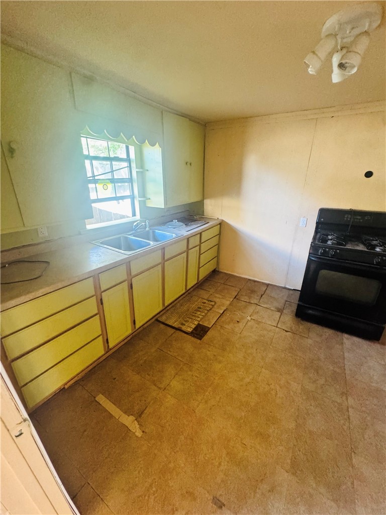 3010 Fm 763 Property Photo 12