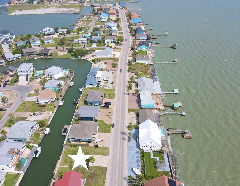 1837 Bay Shore Dr Property Photo 8