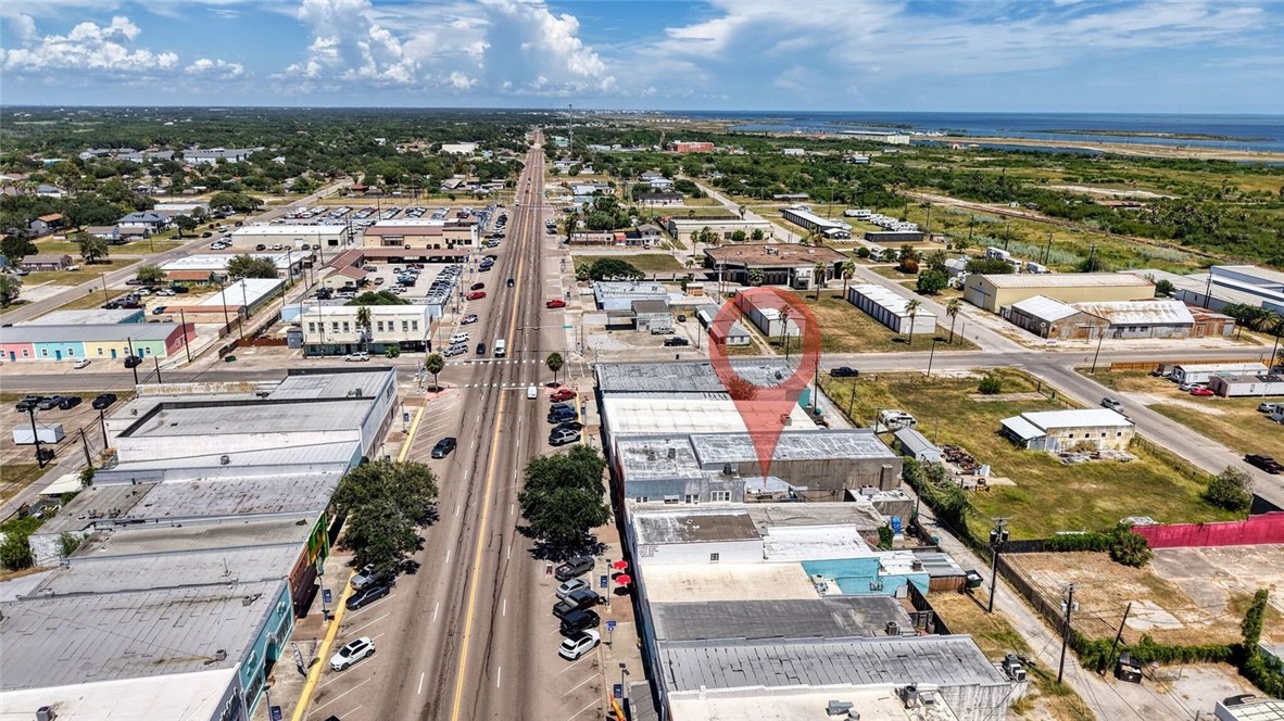 327 S Commercial St Property Photo 48