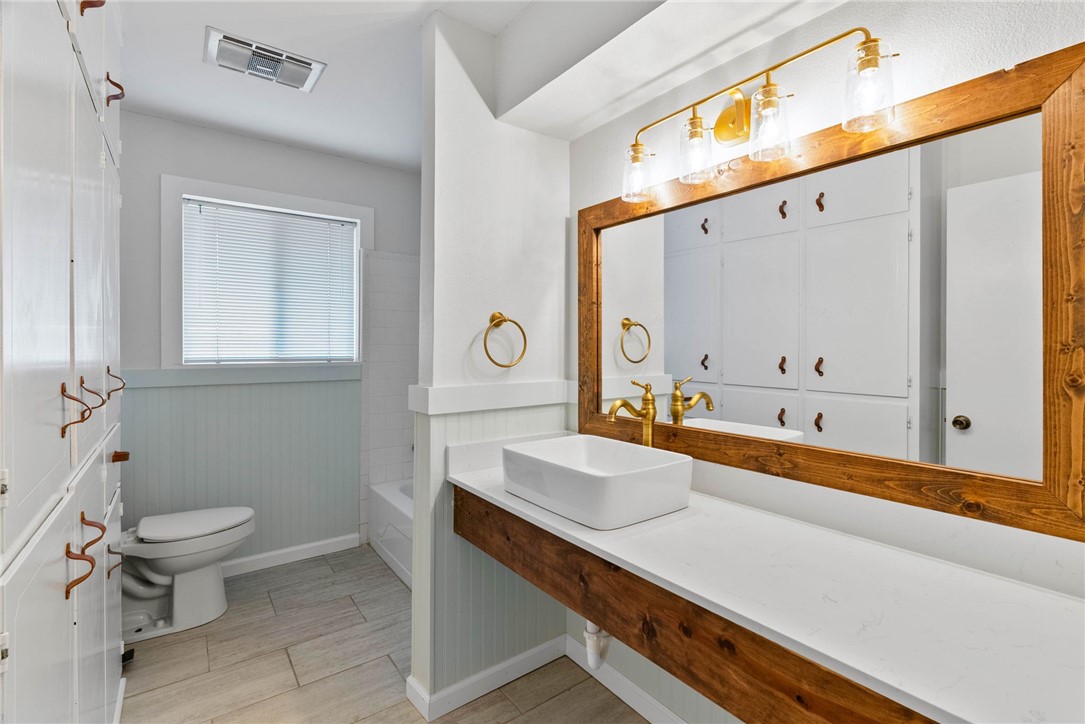 1819 Baffin Dr Property Photo 22