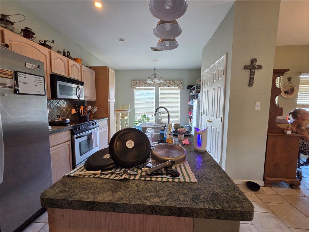 111 Paso Madera Property Photo 4