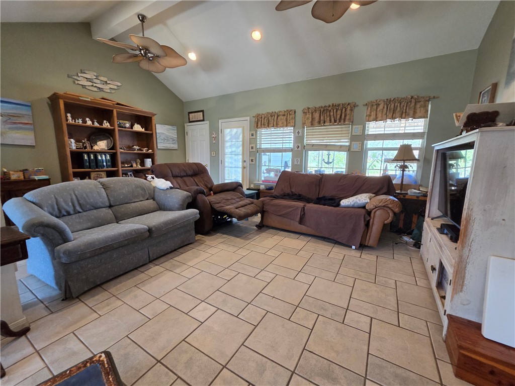 111 Paso Madera Property Photo 8