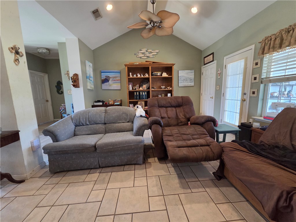 111 Paso Madera Property Photo 12