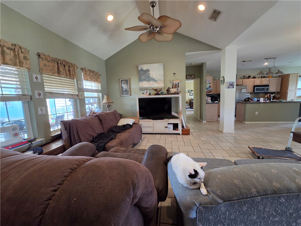 111 Paso Madera Property Photo 13