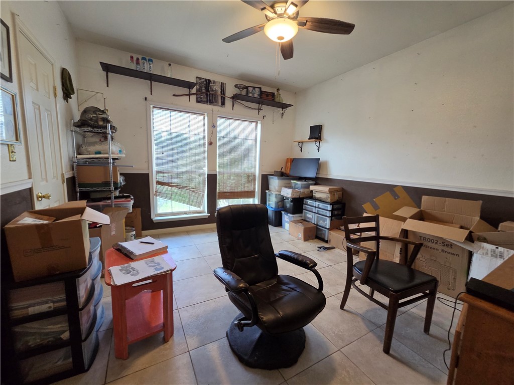111 Paso Madera Property Photo 22