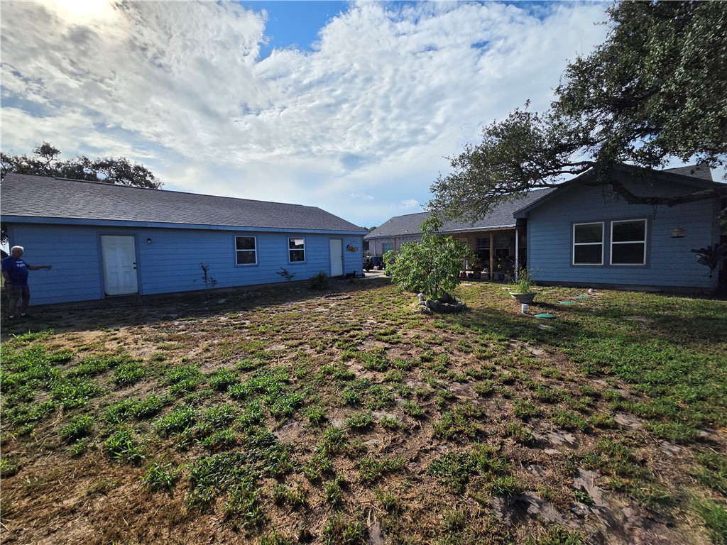 111 Paso Madera Property Photo 36