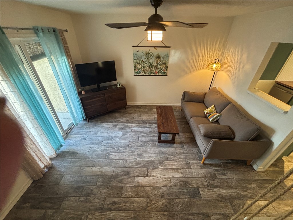 4141 Whiteley Dr 203 Property Photo 12