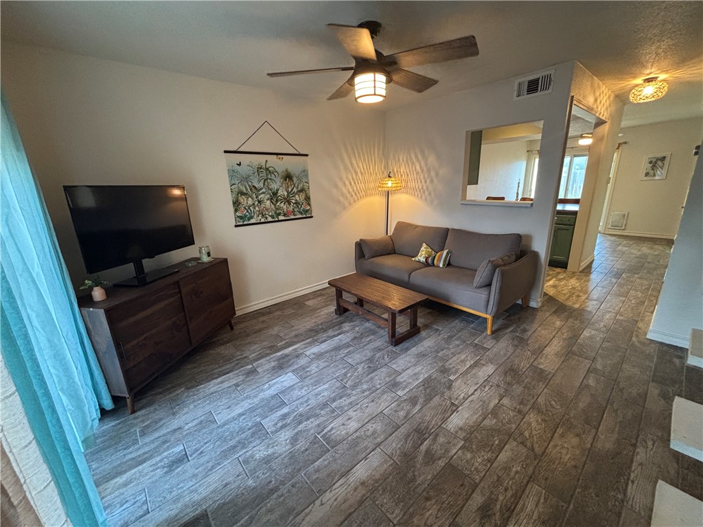 4141 Whiteley Dr 203 Property Photo 15