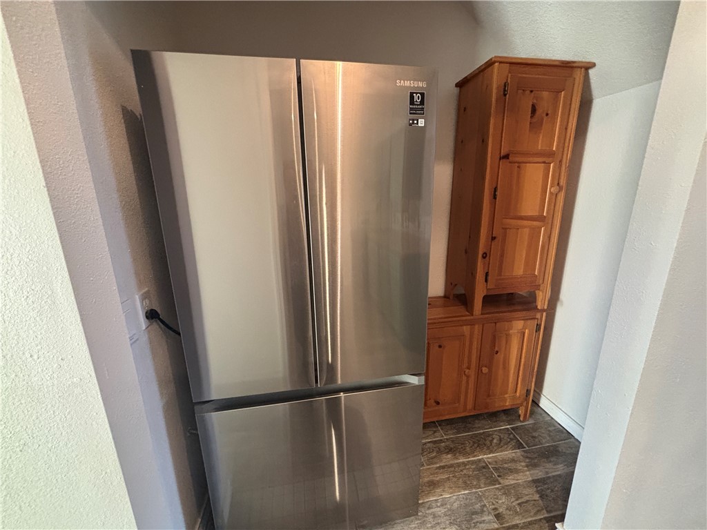 4141 Whiteley Dr 203 Property Photo 18