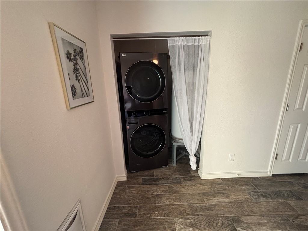 4141 Whiteley Dr 203 Property Photo 21