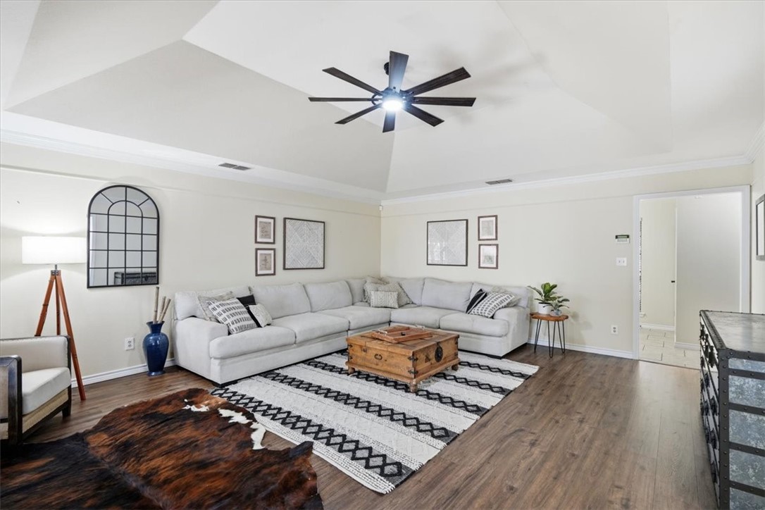 5556 Sunrise Property Photo 9