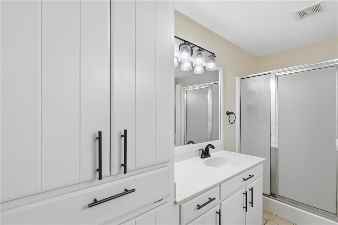 5556 Sunrise Property Photo 21