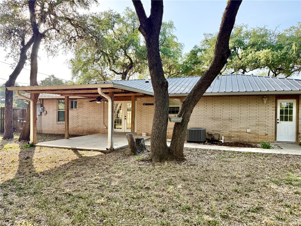 170 White Lane Property Photo 4