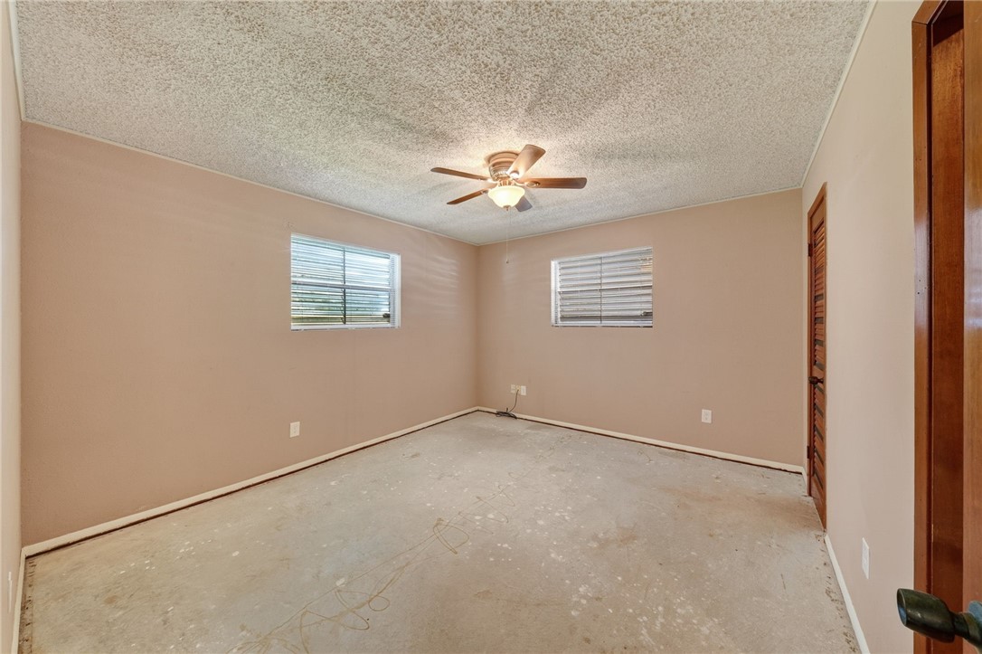 2009 Sunnycrest St Property Photo 15