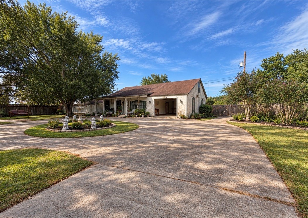 105 Walker St (benbolt) St Property Photo 2